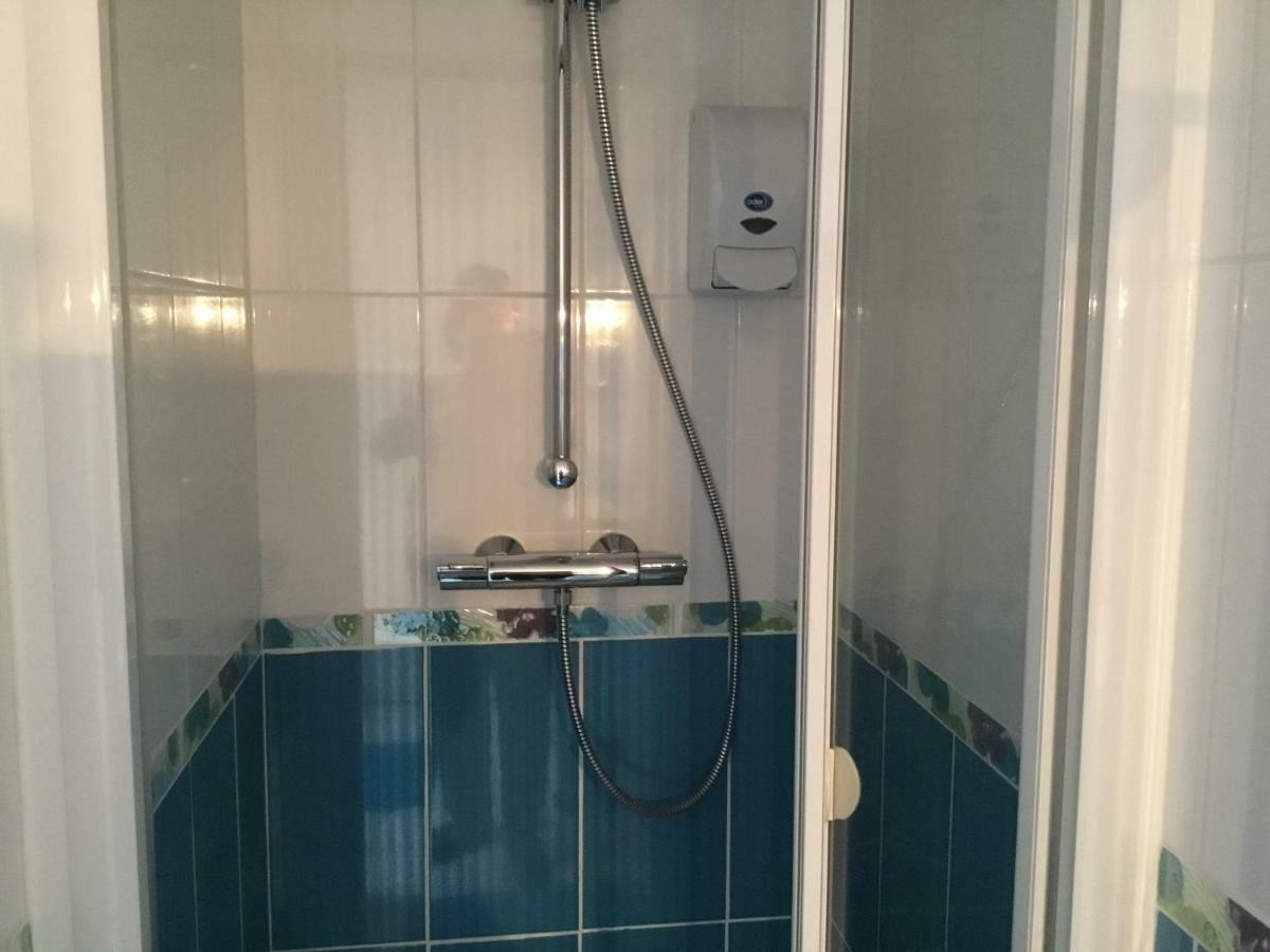 Aux Cornettes Apartment Бон Екстериор снимка