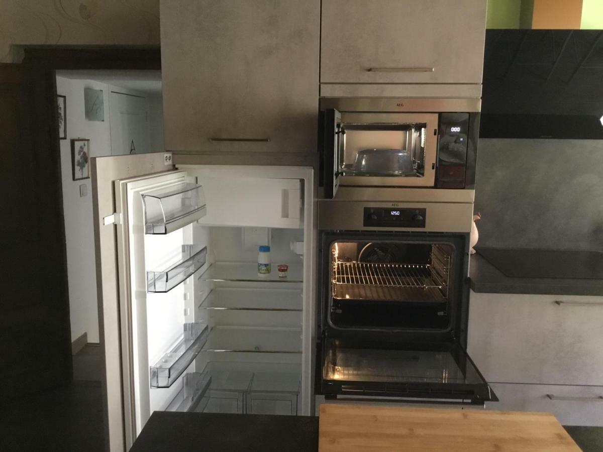 Aux Cornettes Apartment Бон Екстериор снимка
